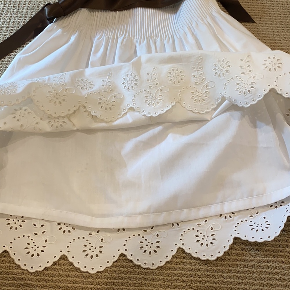 BURBERRY WHITE EYELET SKIRT NWOT JUST GORGEOUS - Picture 6 of 13